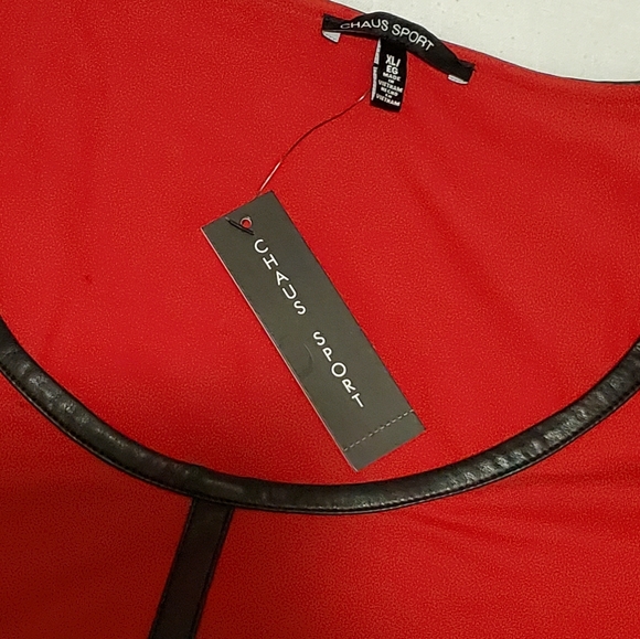 NWT Women's Red Sleeveless Shirt Chemise Vest Chaus Sport XL NEW! - Picture 3 of 8